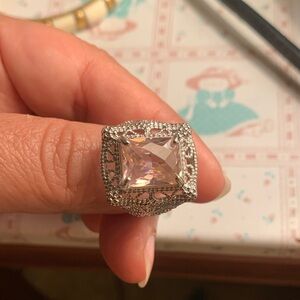 Elegant Silver and Pink Gemstone Ring